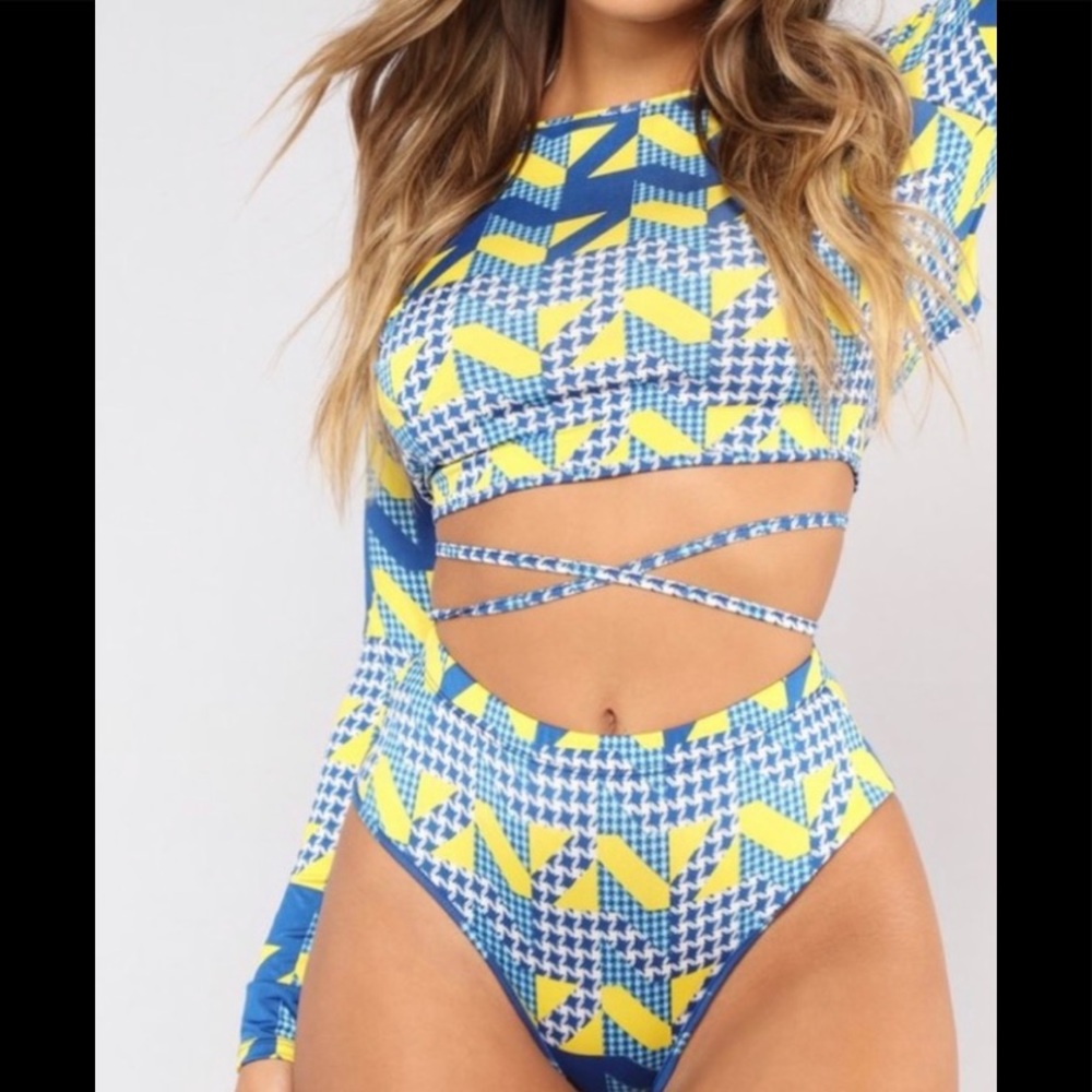 Fashion Nova Day Dreamin Bikini NWOT